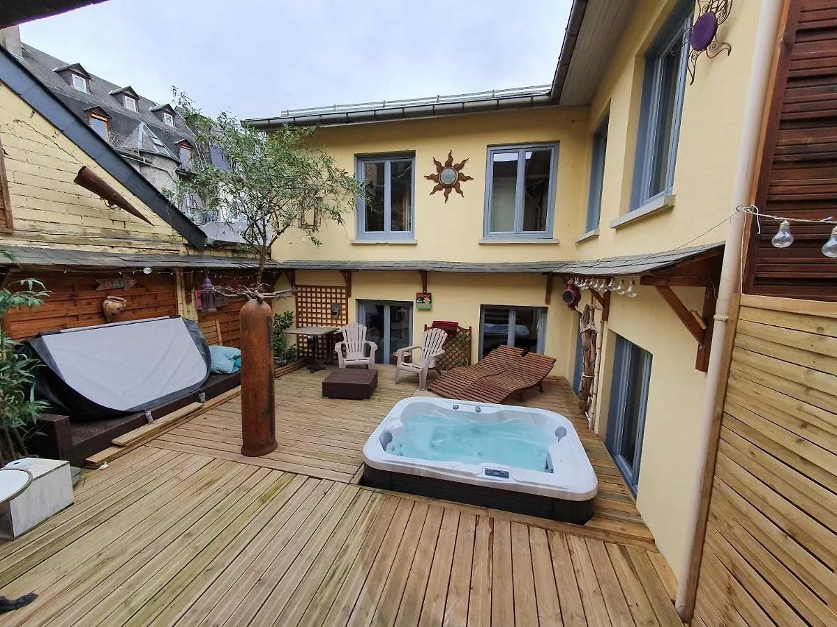 Bed and Breakfast Le Patio de Luchon à Bagnères-de-Luchon