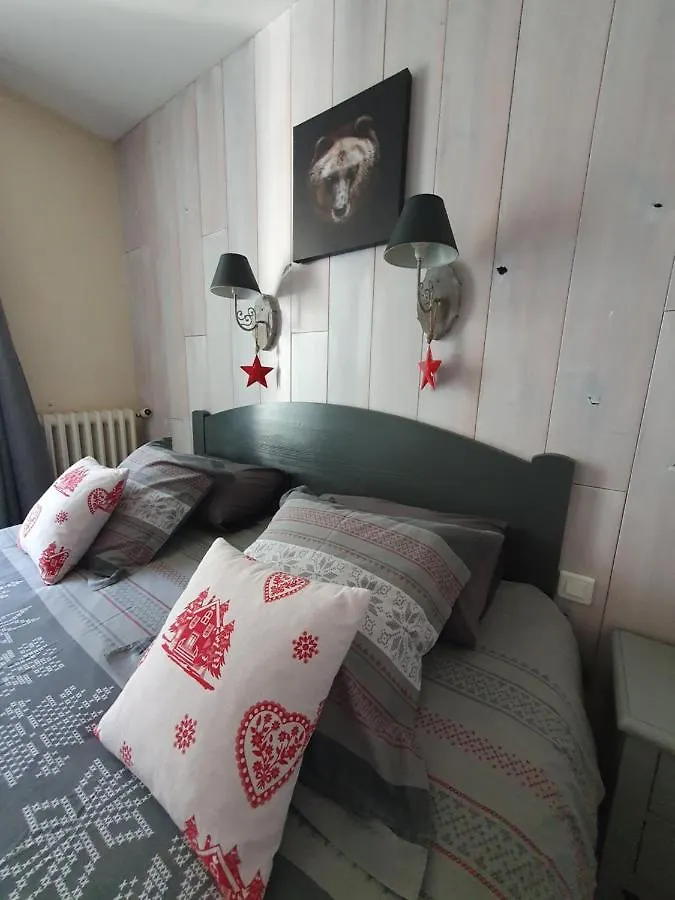 Bed and Breakfast Le Patio de Luchon à Bagnères-de-Luchon Couette-café
